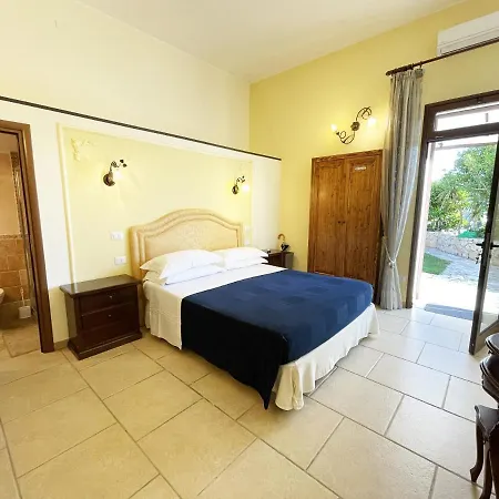 Villab&b Antiche Macine Del Salento Oda ve Kahvaltı *